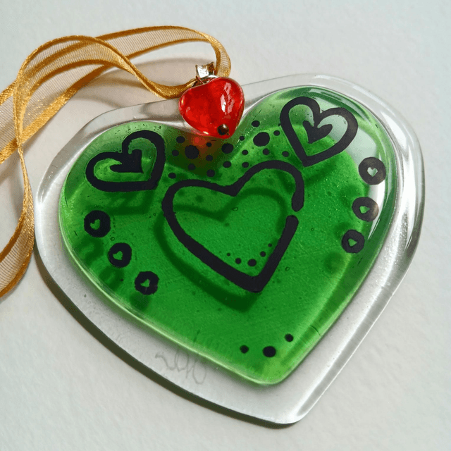 Fused glass Green Heart with hand-painted pattern