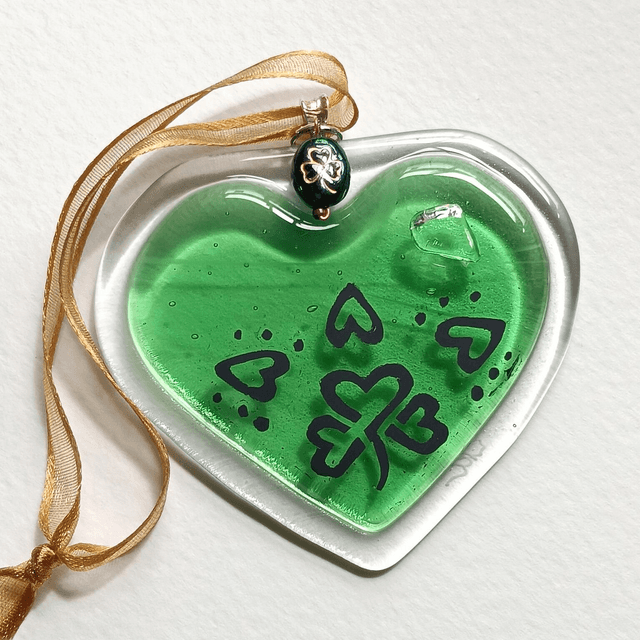 Fused glass Green Heart with hand-painted pattern